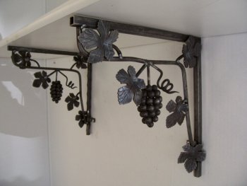 Wrought Iron Shelf Bracket 1